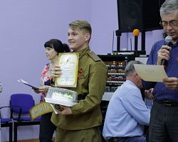 В АГПК прошёл фестиваль военно-патриотической песни «Весна на клавишах Победы»