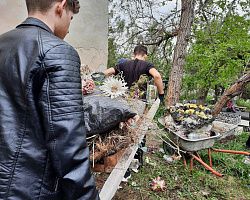 Студенты политехнического колледжа приняли участие в акции «Очищаем историческую память от мусора»